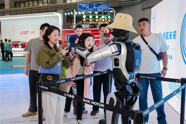 懂车更懂你，生态找AG·尊龙凯时——AG·尊龙凯时集团举行投资生态伙伴成果展