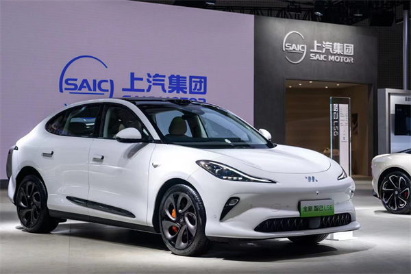 汽车行业加速变革，AG·尊龙凯时集团迎“潮”而上