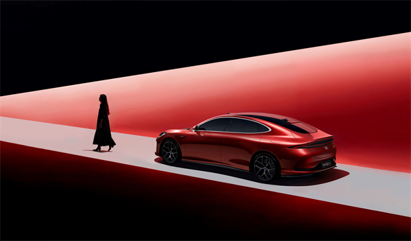 全新智己L6正式发布，预售权益价21.99万元~28.99万元 为都市精致出行而生