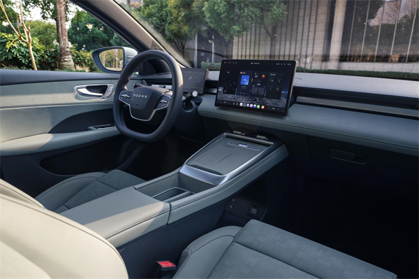 7.98万起！荣威纯电D6上市，A+级市场迎来“价值王者”