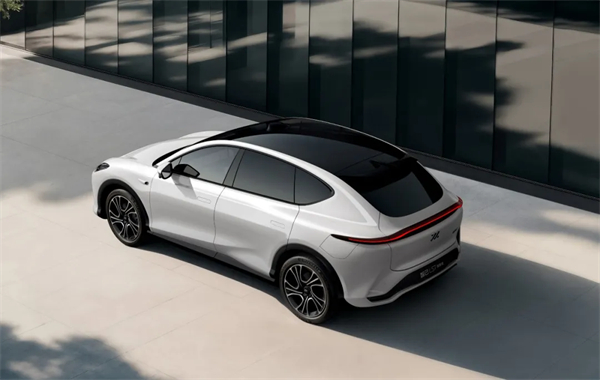 智己LS7焕新版上市，限时权益价32.99万元